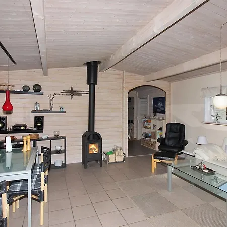 Three-bedroom Holiday In