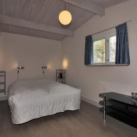 Three-bedroom Holiday In Holiday home